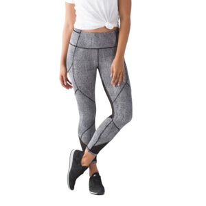 Lululemon Outrun Tight Fall Net White Black/Multi Pocket Black W5AE7S